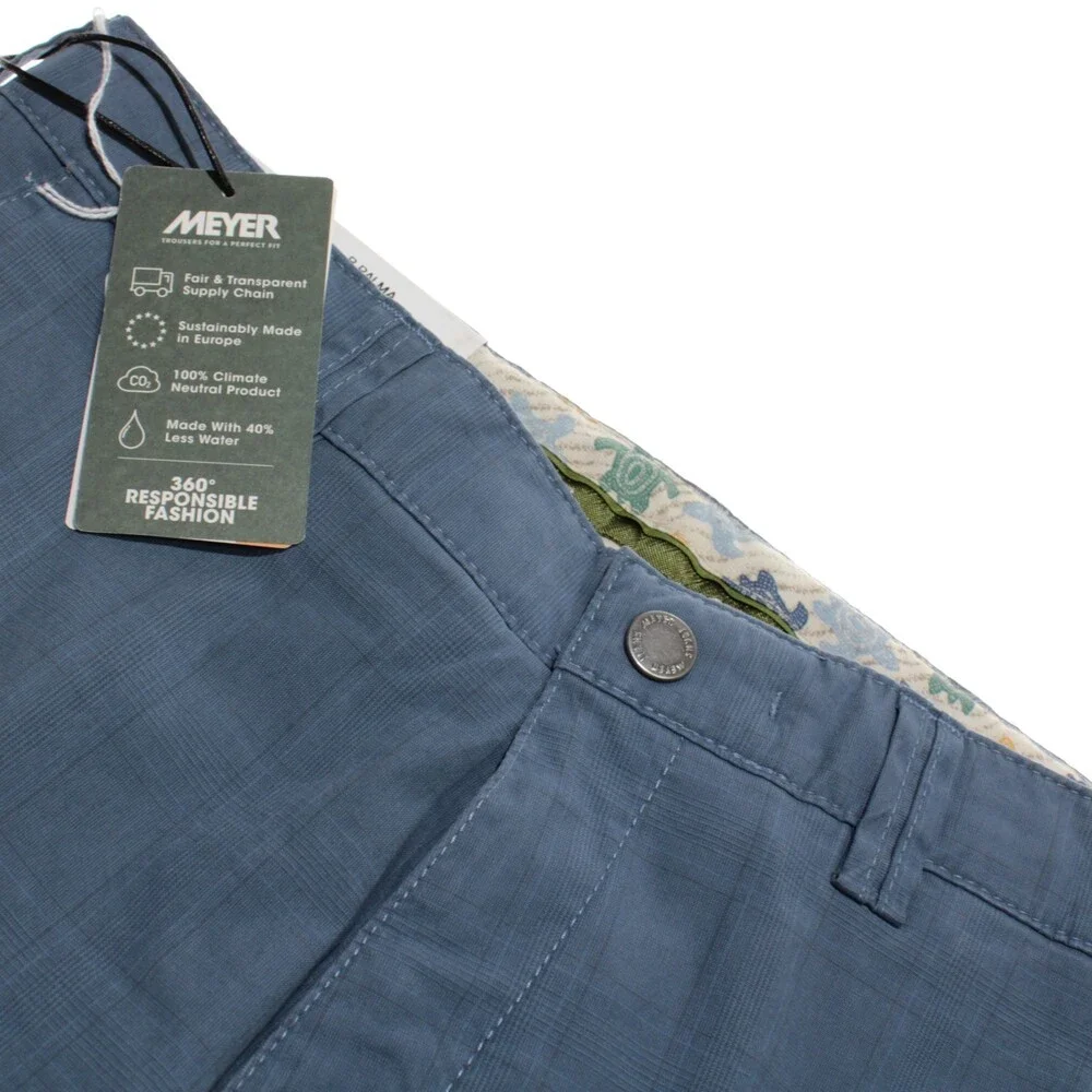 Meyer NWT Bermuda / Casual Shorts Size 46 (US 30) B-Palma in Blue Cotton Blend